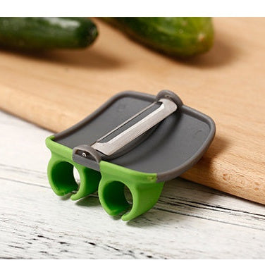 Éplucheur Ergonomique Anti-Douleur - Cuisine Facile Arthrite | Confort Quotidien